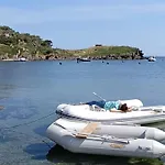 Isla Privada En De Ensueno Con 11 Dobles Con Bano Privado Y Piscina וילה