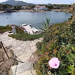 Isla Privada En De Ensueno Con 11 Dobles Con Bano Privado Y Piscina וילה *