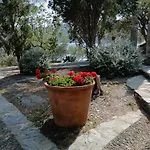 Isla Privada En De Ensueno Con 11 Dobles Con Bano Privado Y Piscina וילה קדאקז