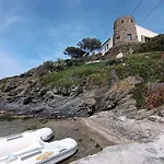 Isla Privada En De Ensueno Con 11 Dobles Con Bano Privado Y Piscina וילה *