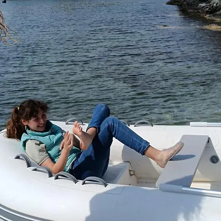 Isla Privada En De Ensueno Con 11 Dobles Con Bano Privado Y Piscina Cadaqués