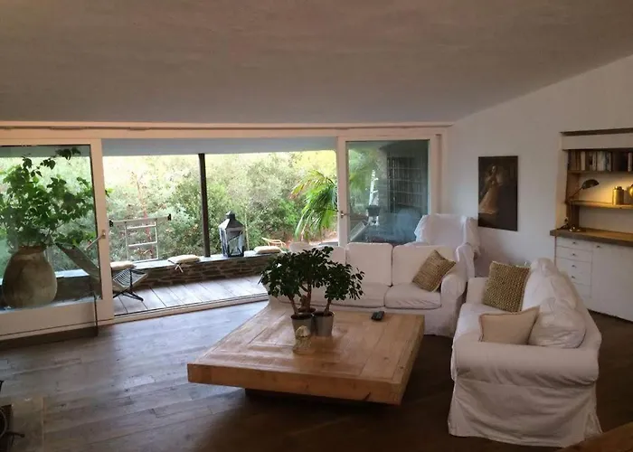 Isla Privada En De Ensueno Con 11 Dobles Con Bano Privado Y Piscina Villa