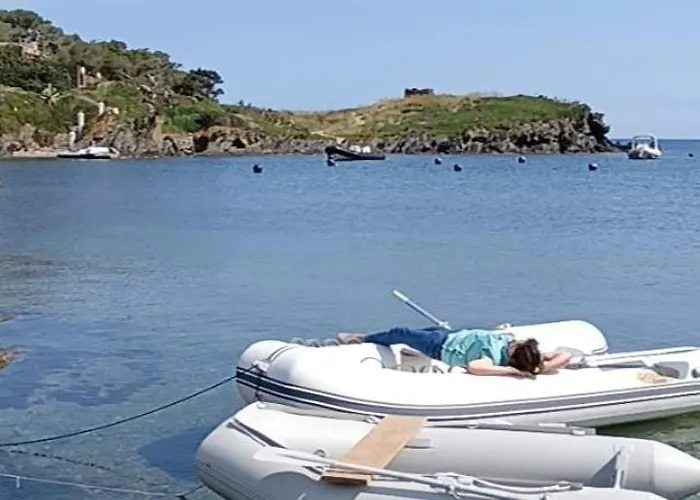 Isla Privada En De Ensueno Con 11 Dobles Con Bano Privado Y Piscina Villa