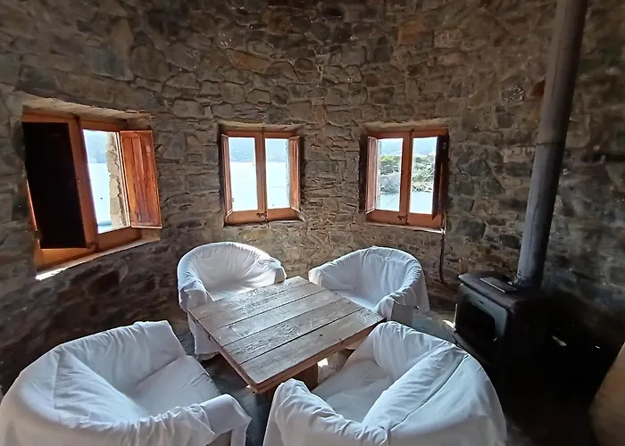 Villa Isla Privada En De Ensueno Con 11 Dobles Con Bano Privado Y Piscina