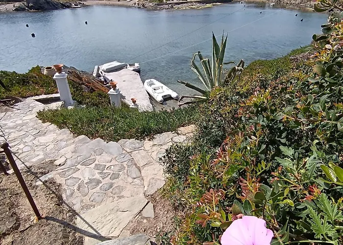 Isla Privada En De Ensueno Con 11 Dobles Con Bano Privado Y Piscina Villa *